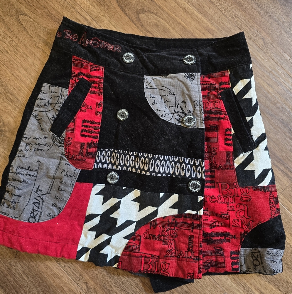 Desigual Patchwork Mini Skirt with Red and Black Accents